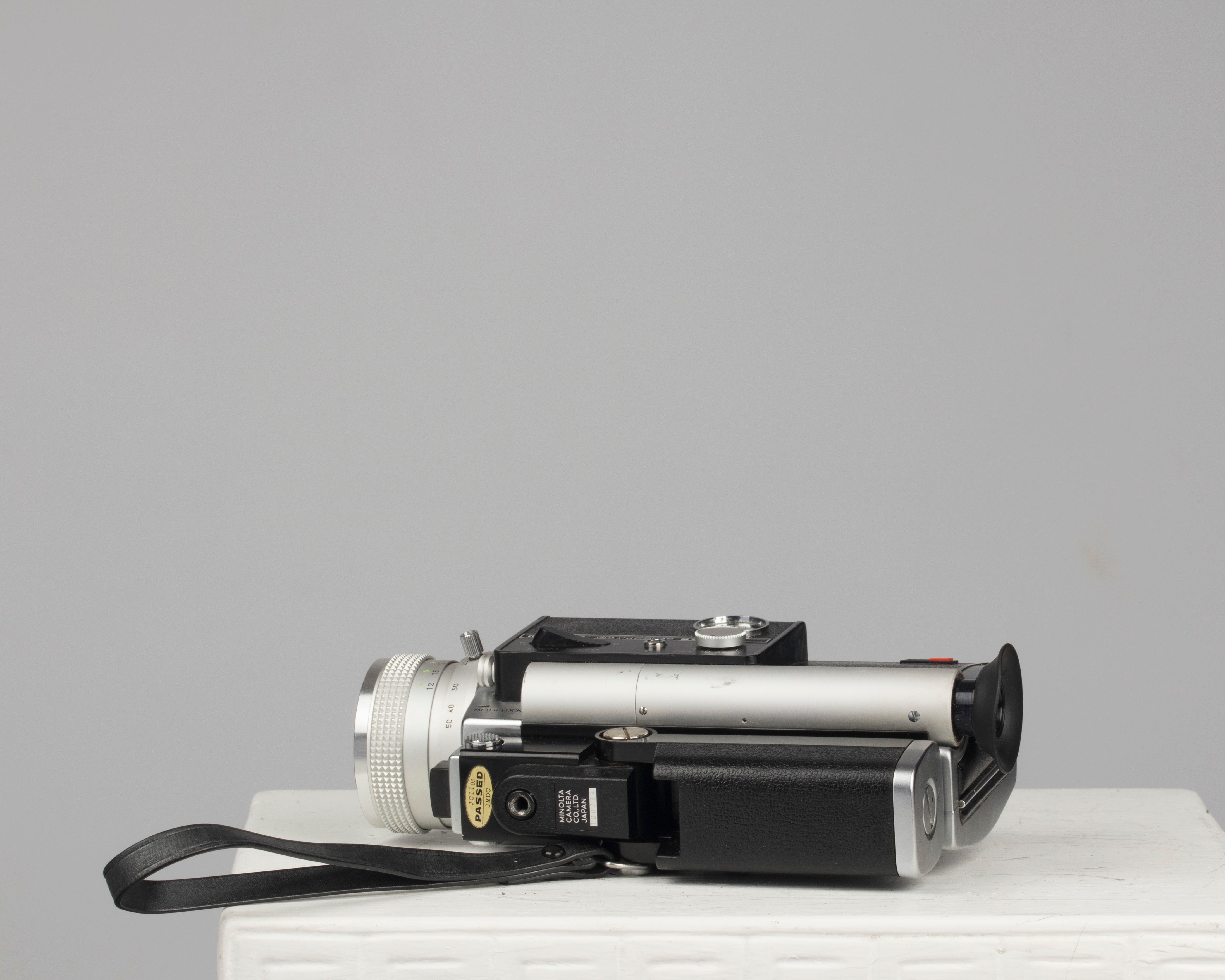 Minolta Autopak-8 D6 Super 8 movie camera – New Wave Pool