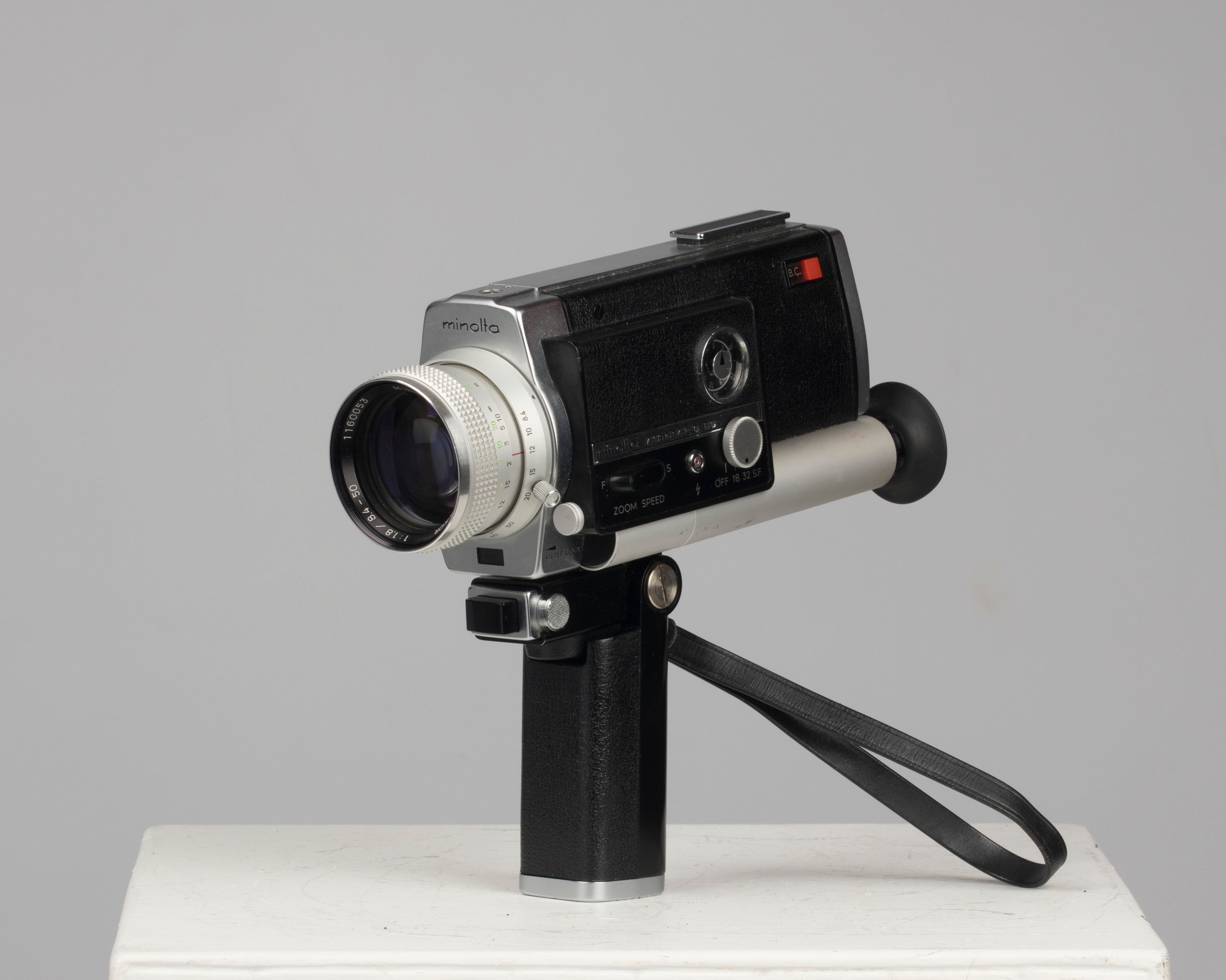 Minolta Autopak-8 D6 Super 8 movie camera – New Wave Pool