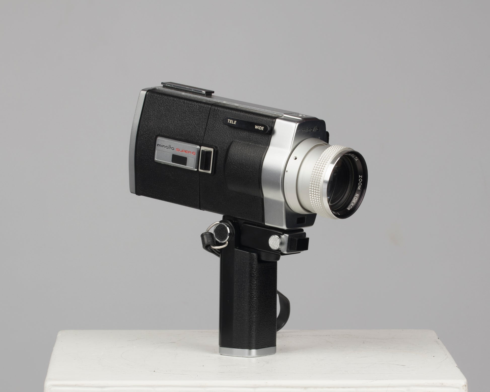 Minolta Autopak-8 D6 Super 8 movie camera
