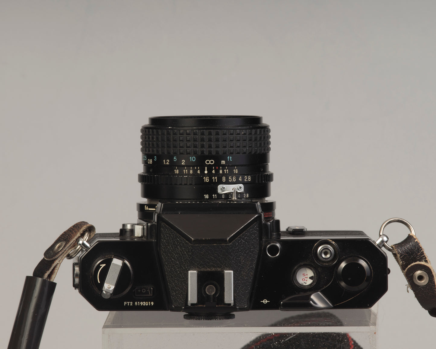 Appareil photo reflex Nikon Nikkormat FT2 35 mm avec objectif RMC Tokina II 28 mm f2.8