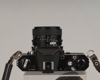 Appareil photo reflex Nikon Nikkormat FT2 35 mm avec objectif RMC Tokina II 28 mm f2.8