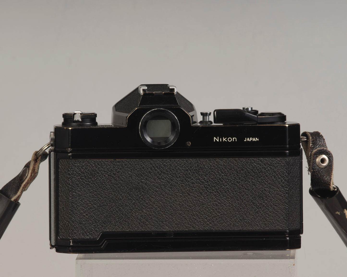 Appareil photo reflex Nikon Nikkormat FT2 35 mm avec objectif RMC Tokina II 28 mm f2.8