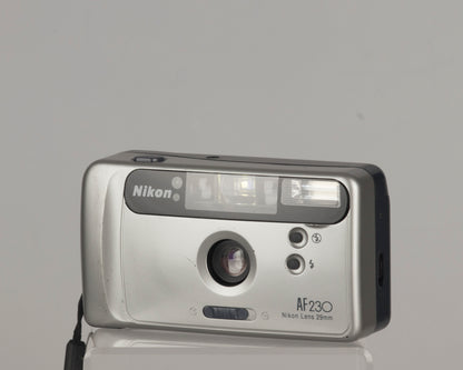 Appareil photo Nikon AF230 35 mm avec étui d'origine