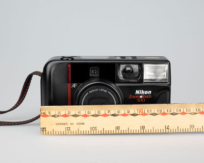 Nikon Zoom Touch 500 35mm camera (serial 5059546)