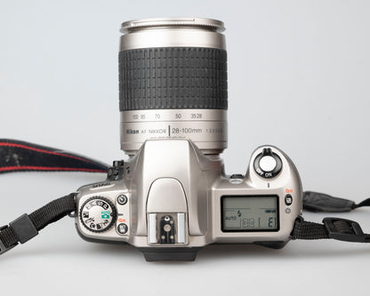 Nikon F65 (alias N65) SLR à film 35 mm avec objectif AF Nikkor 28-100 mm (série 2898438)