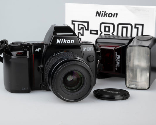 Reflex Nikon F-801 35 mm + Nikon Speedlight SB-24 + objectif AF Nikkor 35-80 mm + manuel
