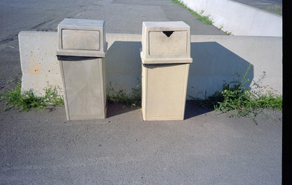 Appareil photo Nikon One Touch (L35AF3) 35 mm avec étui (série 3200467)