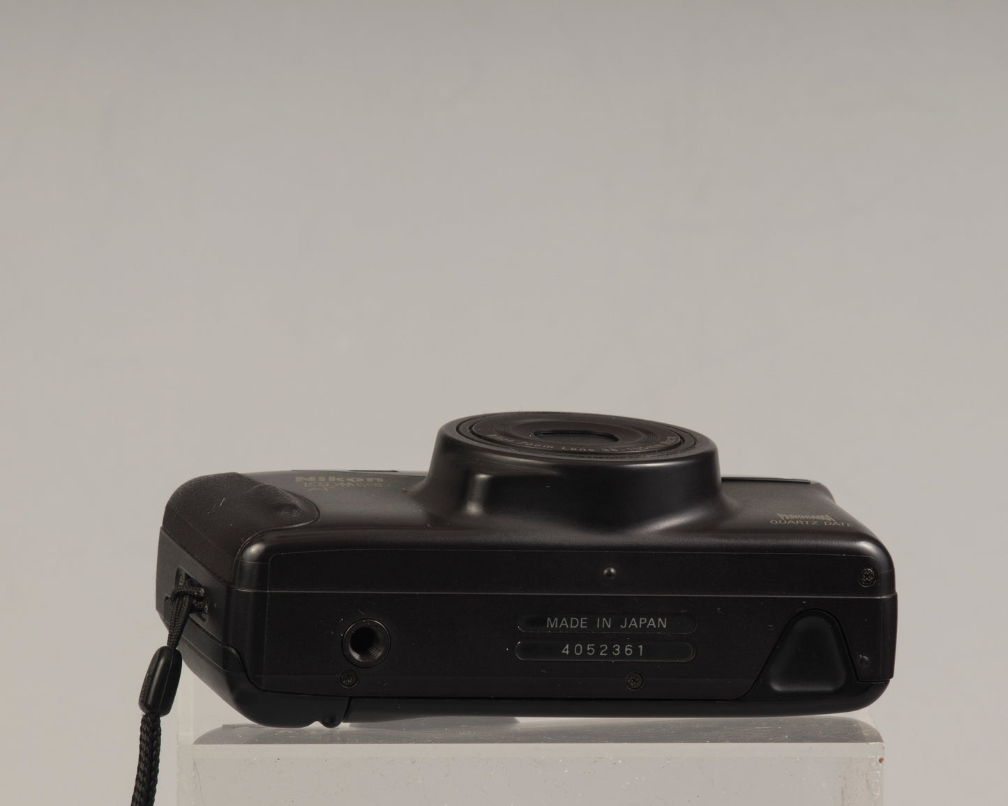 Nikon Zoom 500AF 35mm camera with case