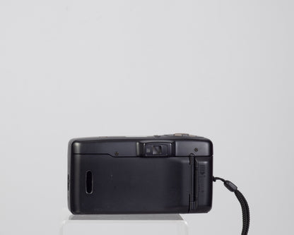 Nikon Zoom 500AF 35mm camera with case and manual (serial 7062642)