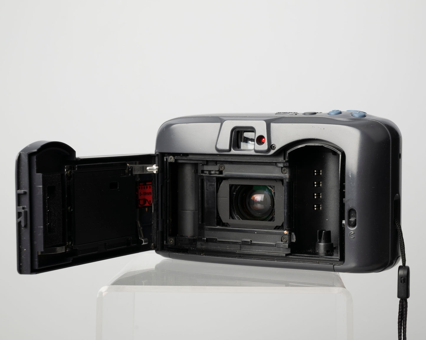 Appareil photo Nikon Zoom 210AF 35 mm avec étui (série 5082182)