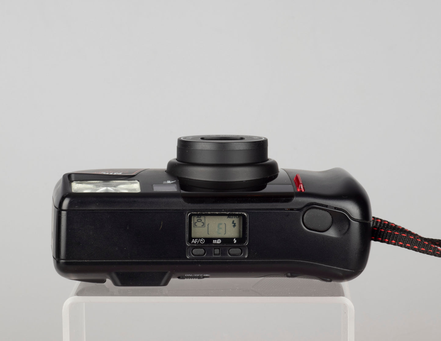 Nikon Zoom Touch 400 35mm camera w/ case and manual (serial 5567905)