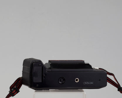 Nishika N8000 3D 35mm camera w/ Achiever 828TW twin flash