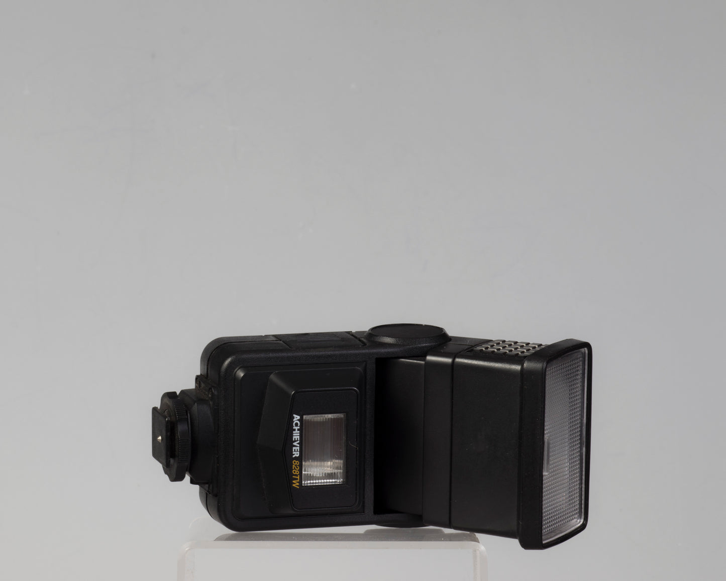 Nishika N8000 3D 35mm camera w/ Achiever 828TW twin flash