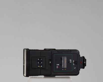 Nishika N8000 3D 35mm camera w/ Achiever 828TW twin flash
