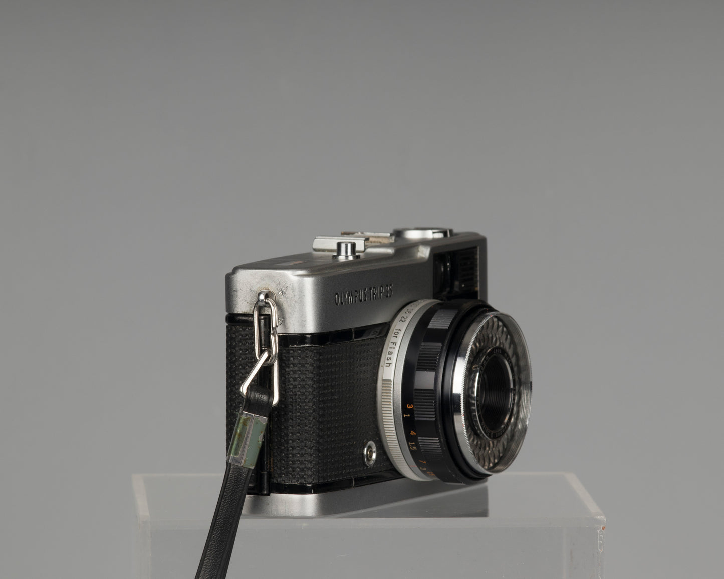 Olympus Trip 35 35mm camera