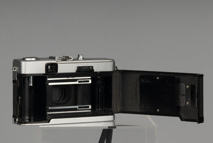 Olympus Trip 35 35mm camera