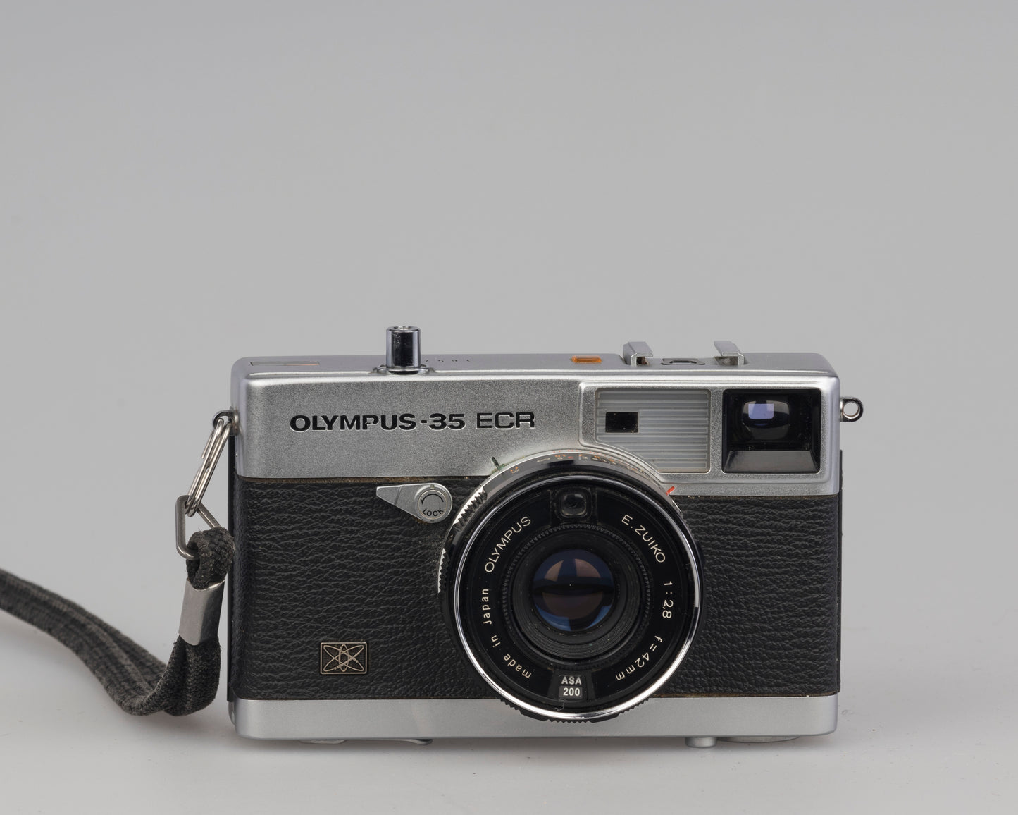 Olympus 35 ECR rangefinder 35mm camera with original box and case