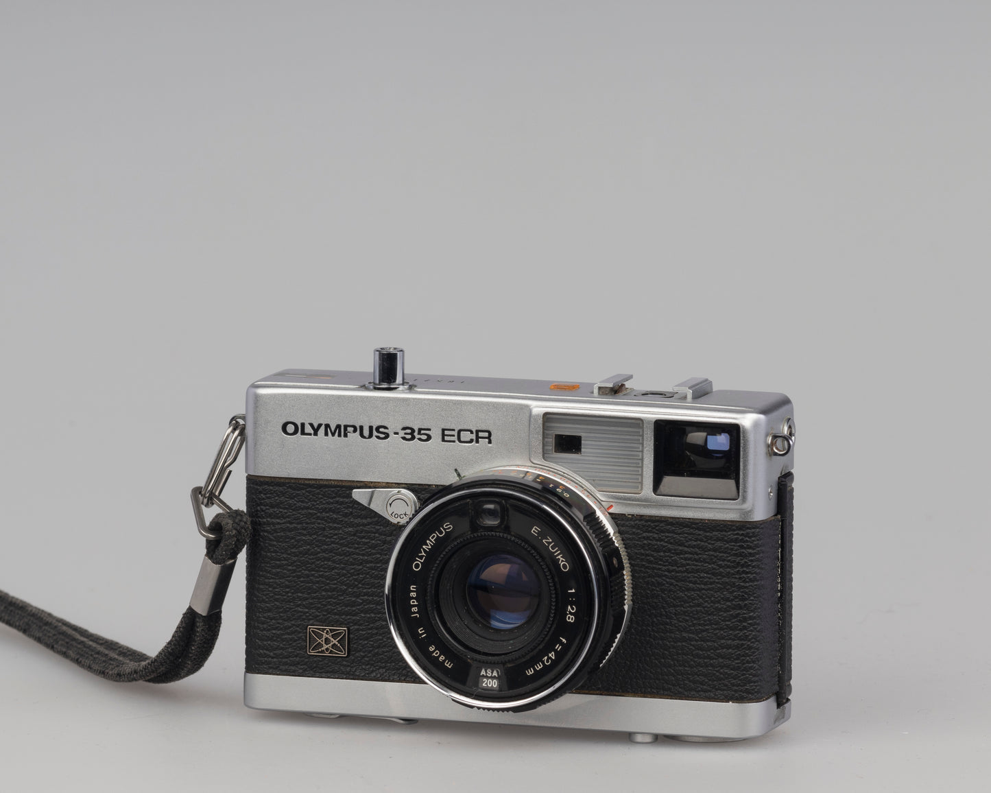 Olympus 35 ECR rangefinder 35mm camera with original box and case
