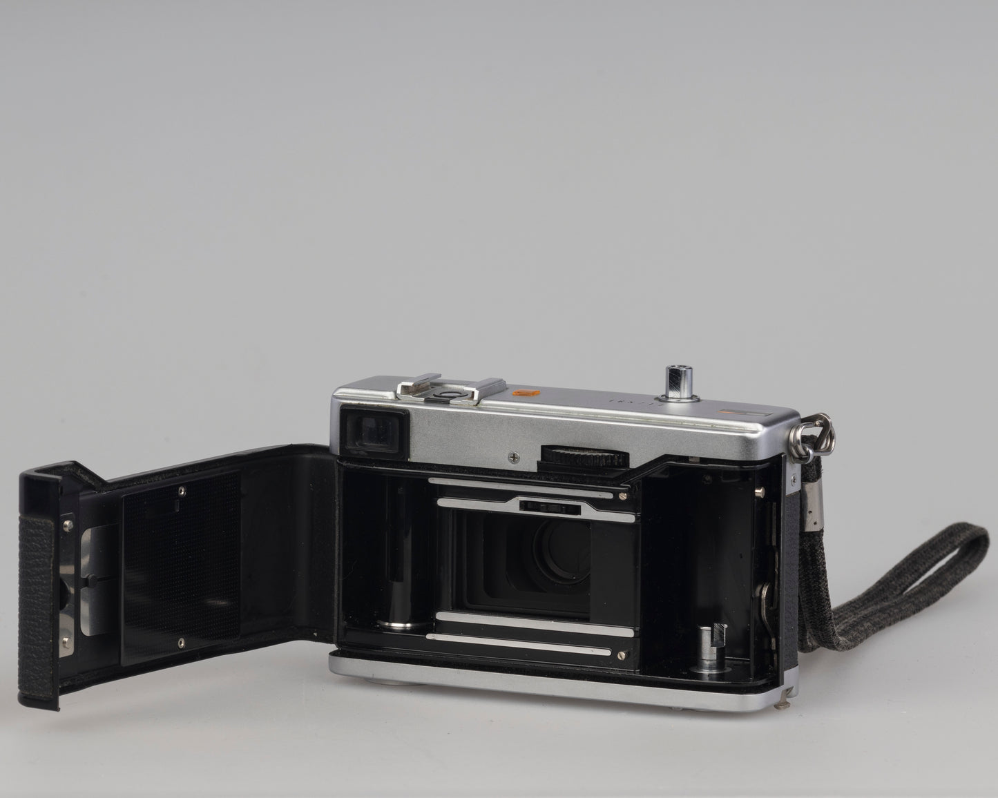 Olympus 35 ECR rangefinder 35mm camera with original box and case