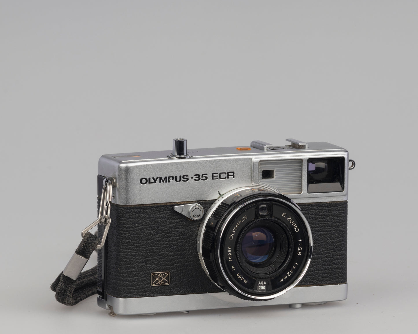 Olympus 35 ECR rangefinder 35mm camera with original box and case