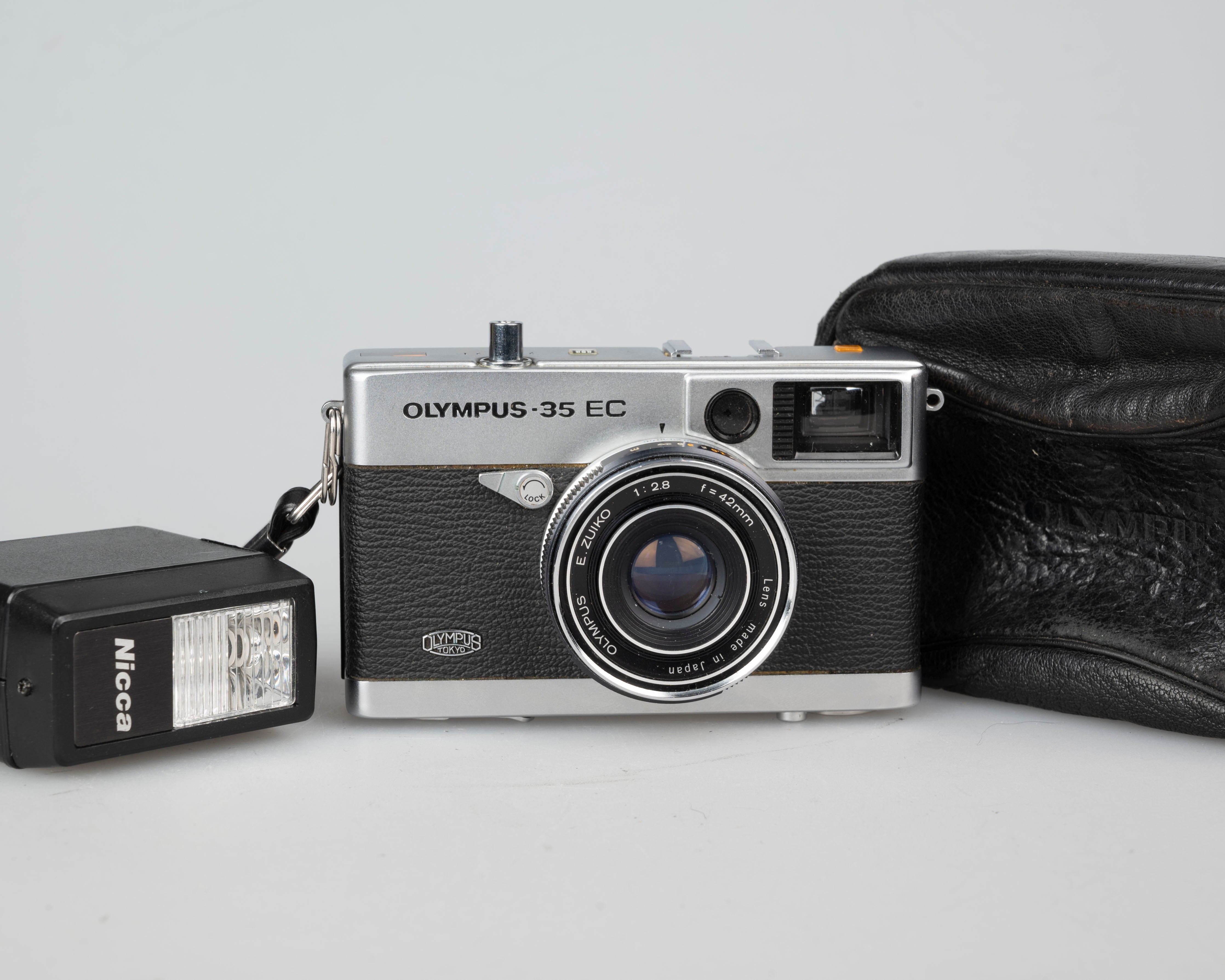 Olympus 35 EC viewfinder 35mm camera w/ case + flash – New Wave Pool