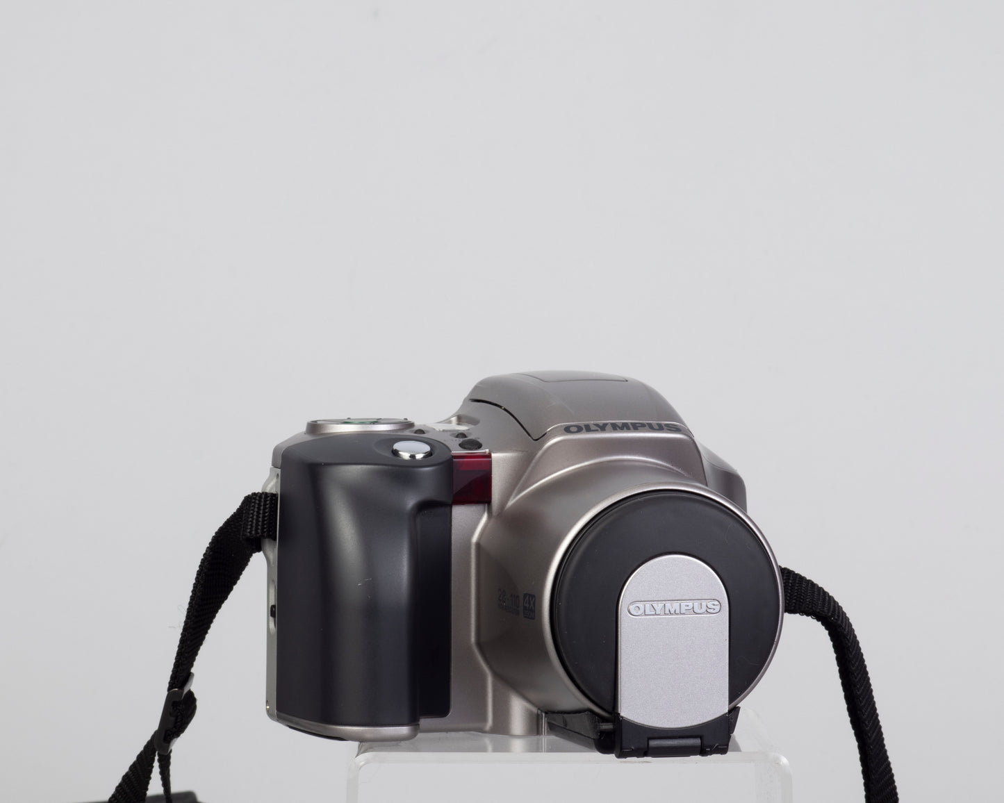 Olympus IS-20 QD 'bridge' Reflex 35 mm avec objectif 28-110 (série 1360187)