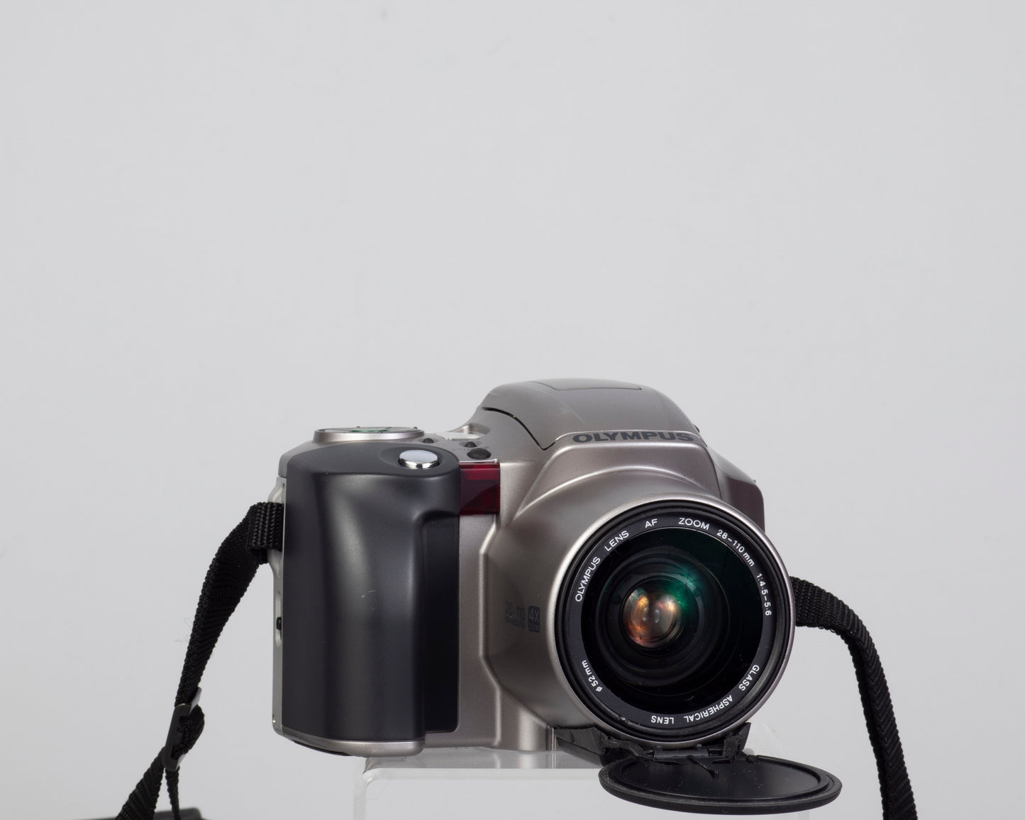 Olympus IS-20 QD 'bridge' Reflex 35 mm avec objectif 28-110 (série 1360187)