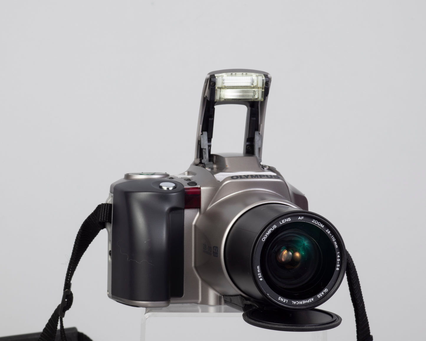Olympus IS-20 QD 'bridge' Reflex 35 mm avec objectif 28-110 (série 1360187)