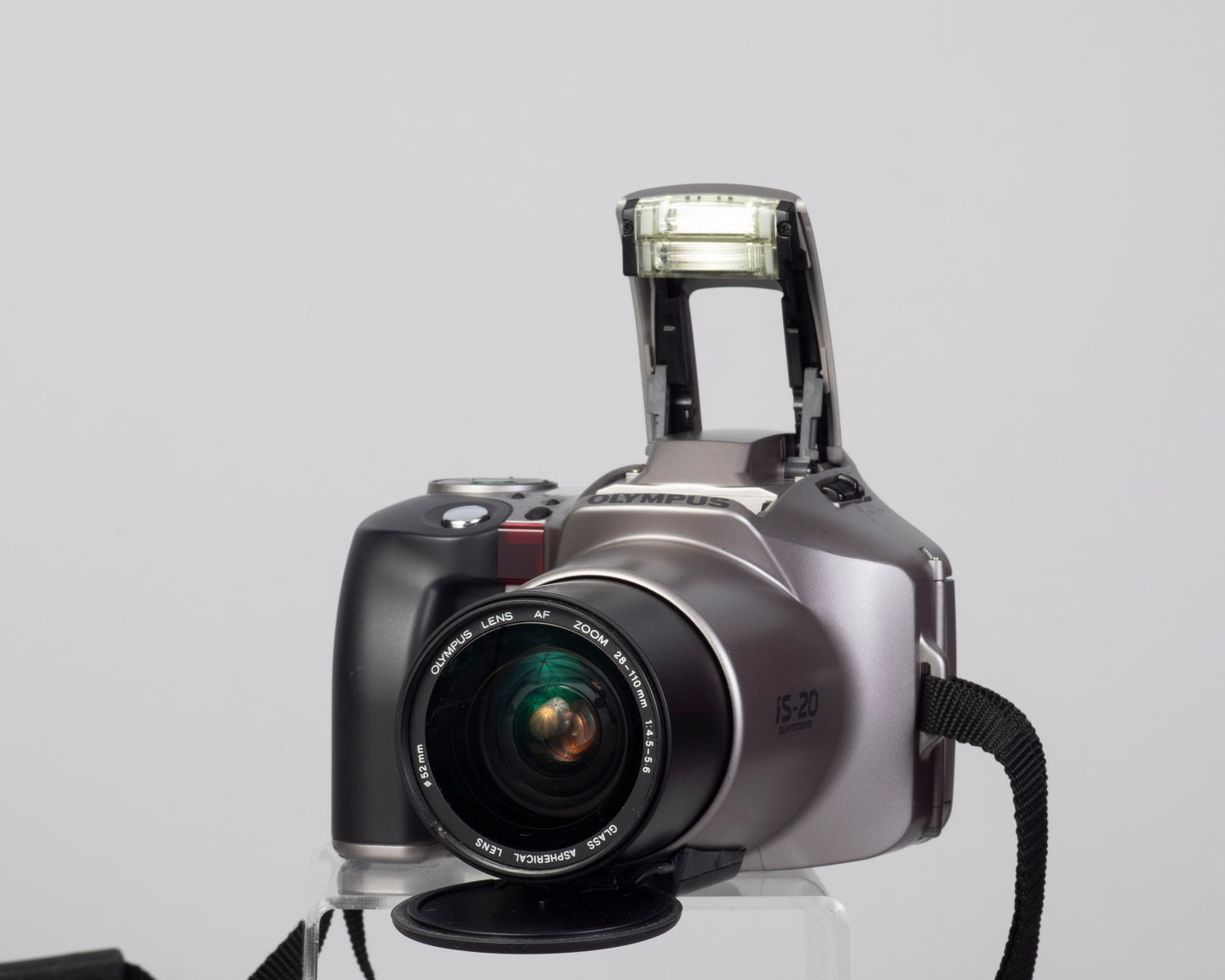 Olympus IS-20 QD 'bridge' Reflex 35 mm avec objectif 28-110 (série 1360187)