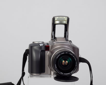 Olympus IS-20 QD 'bridge' Reflex 35 mm avec objectif 28-110 (série 1360187)