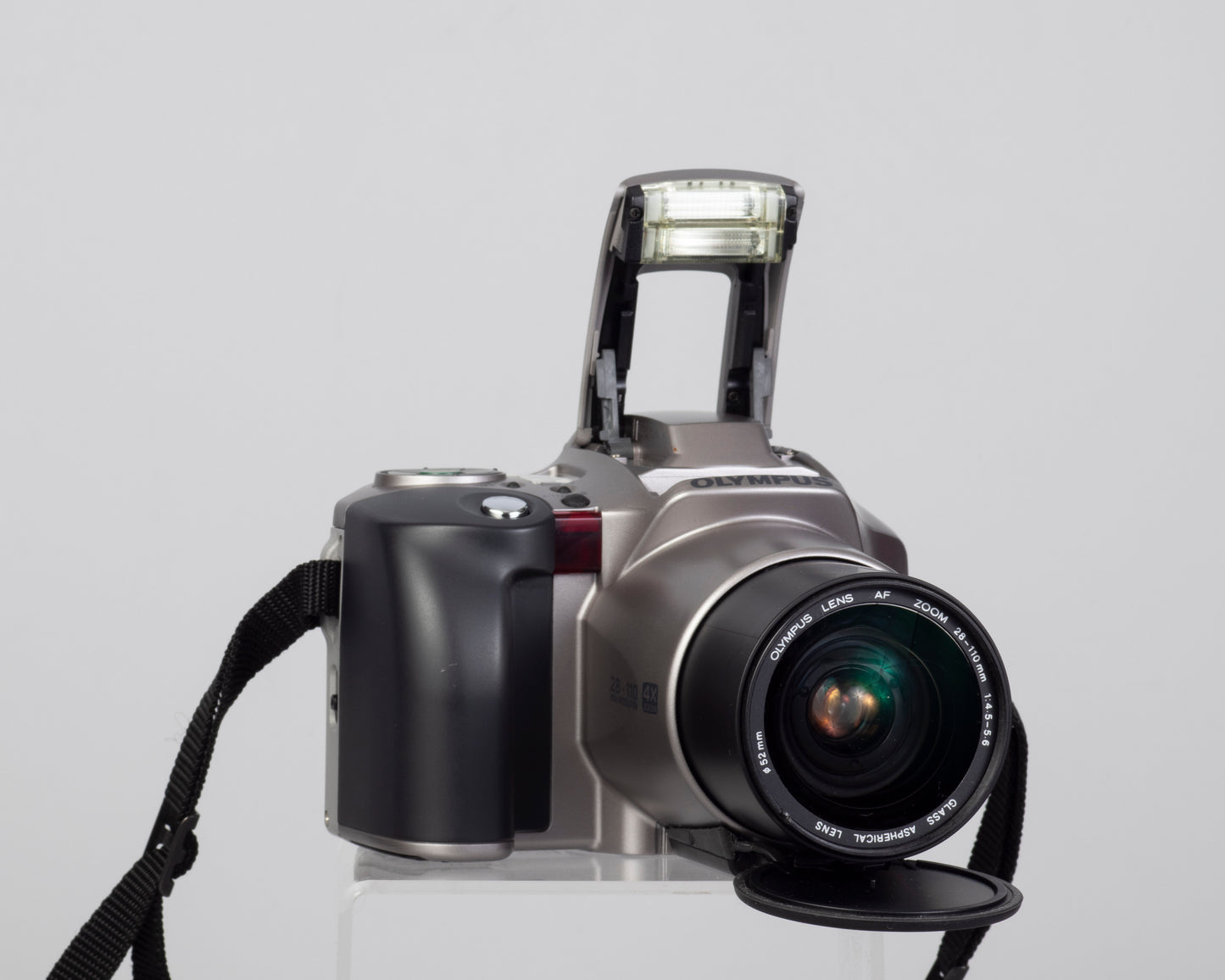 Olympus IS-20 QD 'bridge' Reflex 35 mm avec objectif 28-110 (série 1360187)