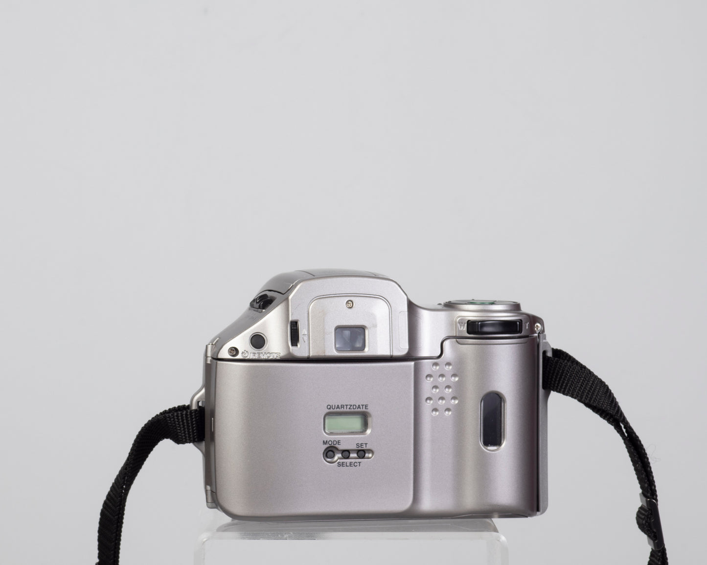 Olympus IS-20 QD 'bridge' Reflex 35 mm avec objectif 28-110 (série 1360187)