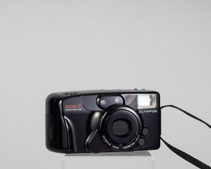 Olympus Infinity Zoom 200 35mm camera (serial 5252818)