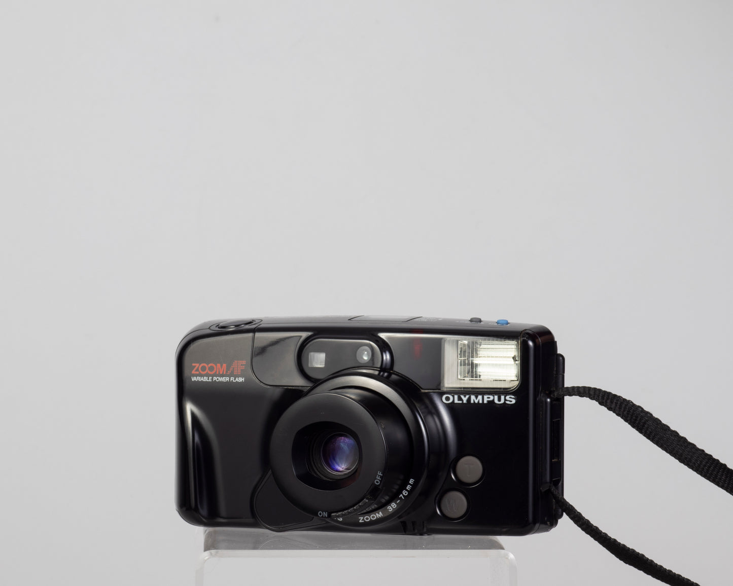 Olympus Infinity Zoom 200 35mm camera (serial 5252818)