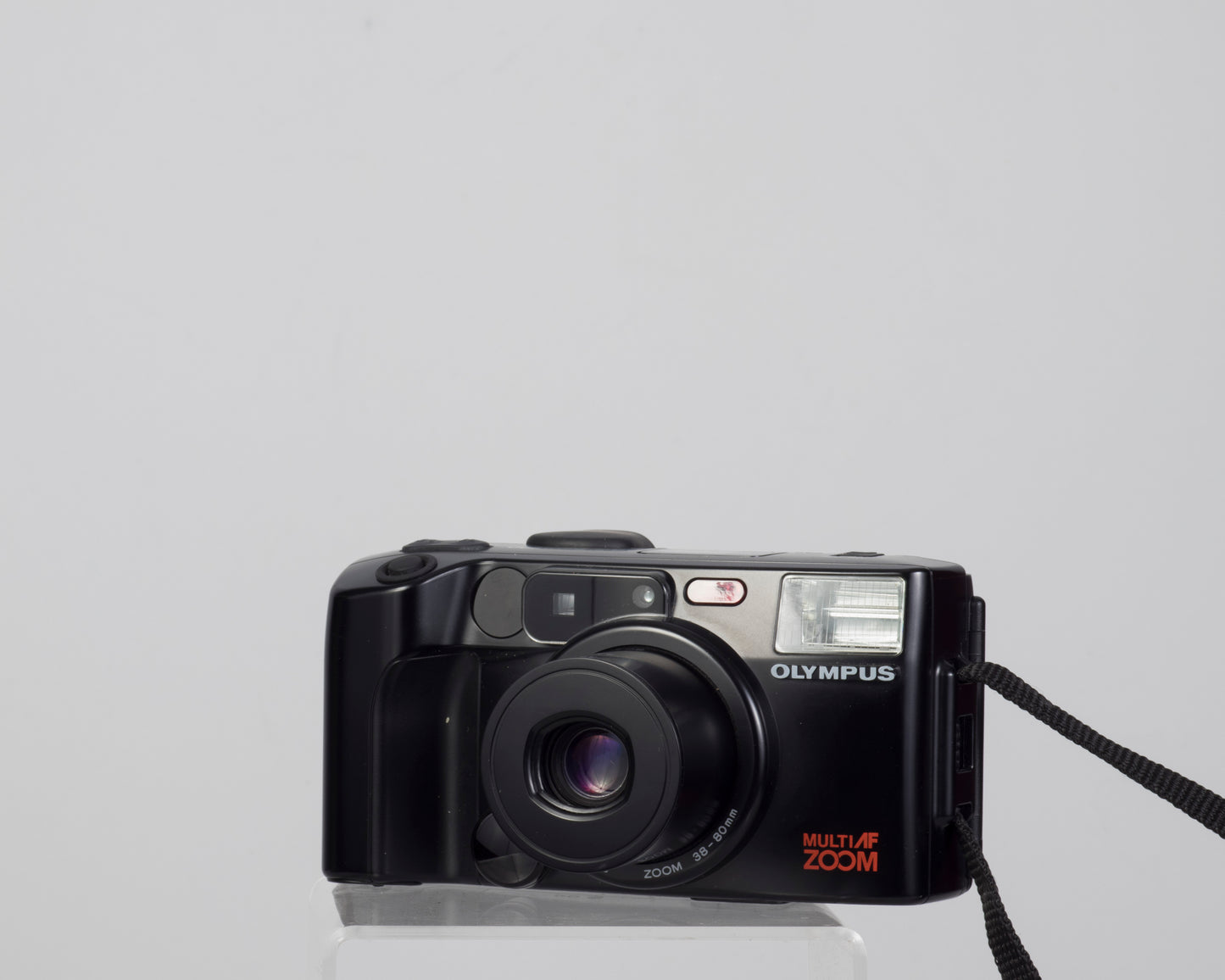 Olympus Infinity Zoom 200 35mm camera w/ manual and remote control