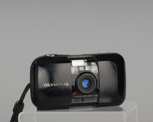 Appareil photo argentique Olympus Mju-1 (alias Infinity Stylus) 35 mm (viseur poussiéreux, mais testé sur film et fonctionnant très bien)