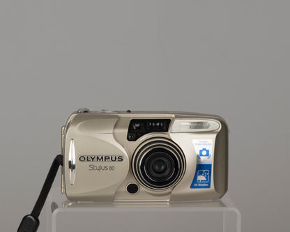 Olympus Stylus 80 (alias µ[mju:]-III 80) Appareil photo argentique 35 mm