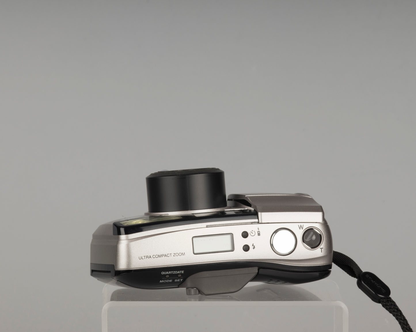 Olympus SuperZoom 140S 35mm camera