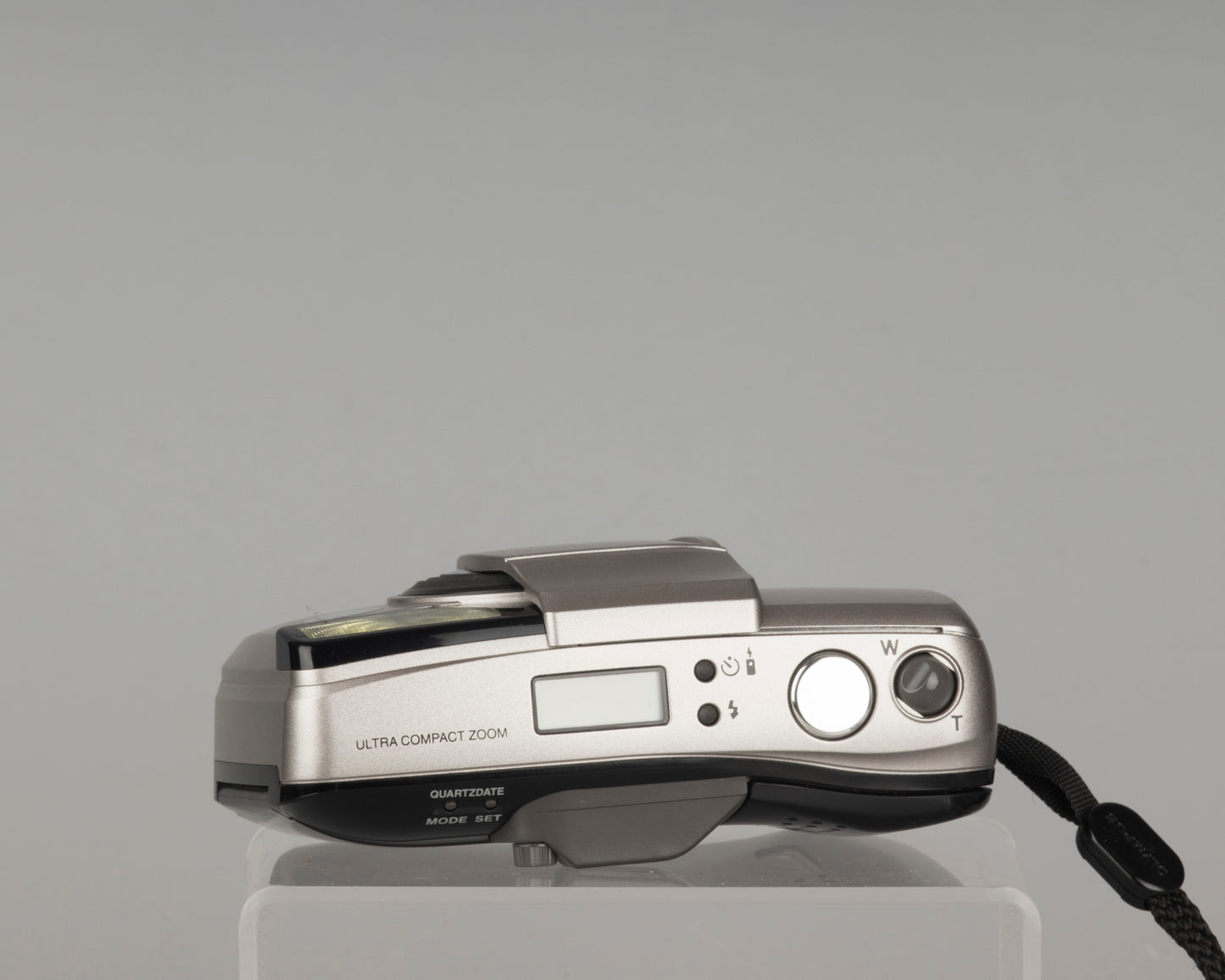 Olympus SuperZoom 140S 35mm camera