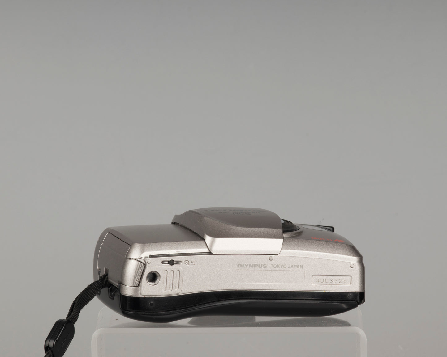 Olympus SuperZoom 140S 35mm camera