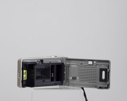 Olympus Trip 100R 35mm camera w/case (serial 8876023)