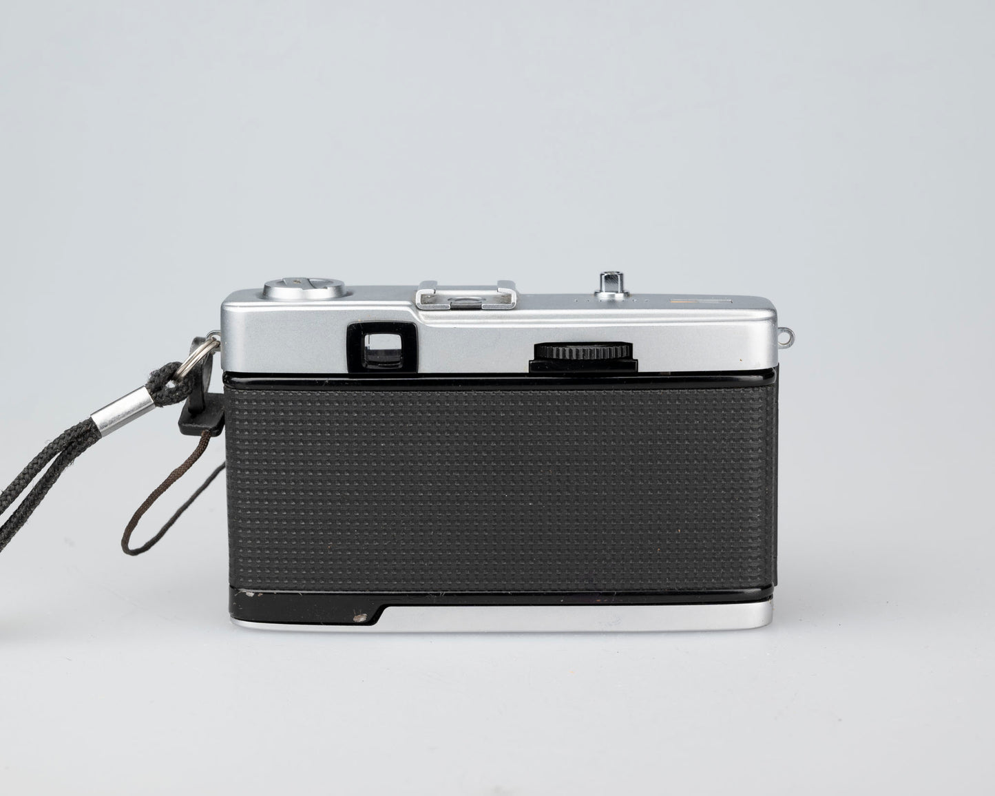 Olympus Trip 35 35mm camera w/ case (serial 3431767)