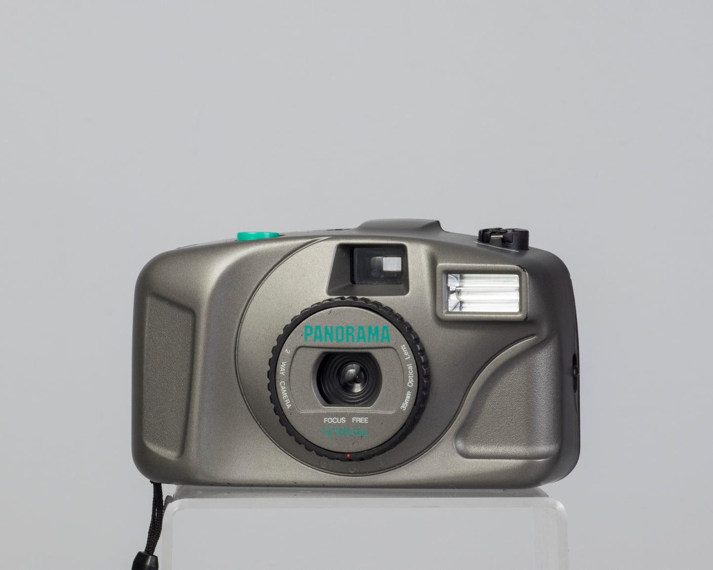 Appareil photo argentique 35 mm sans mise au point panoramique