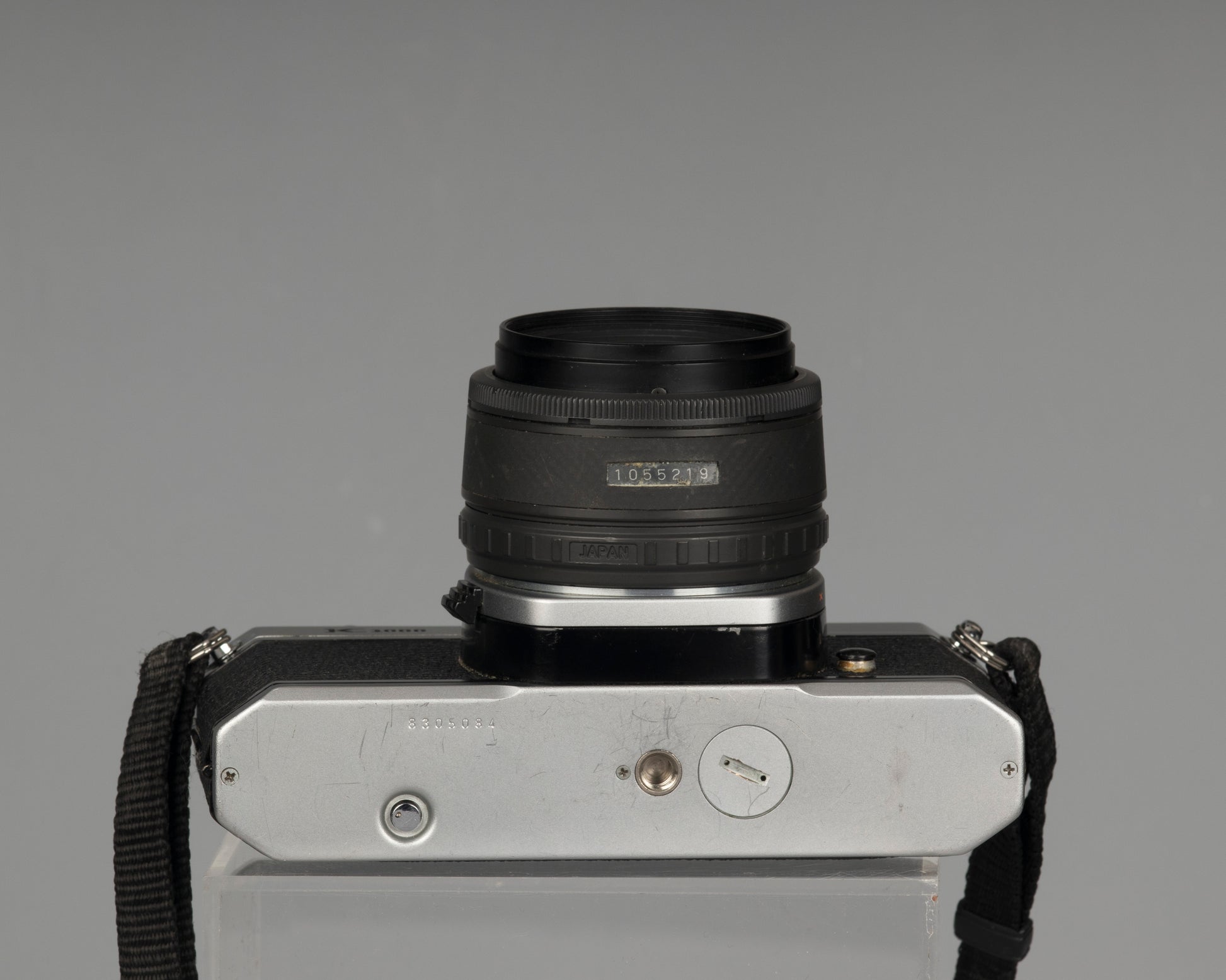 Pentax K1000 bottom 