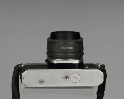 Pentax K1000 bottom 