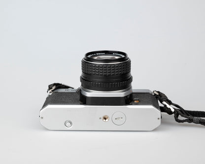 Pentax K1000 avec objectif SMC Pentax-M 50 mm F1.4 avec étui toujours prêt (série 8023813)