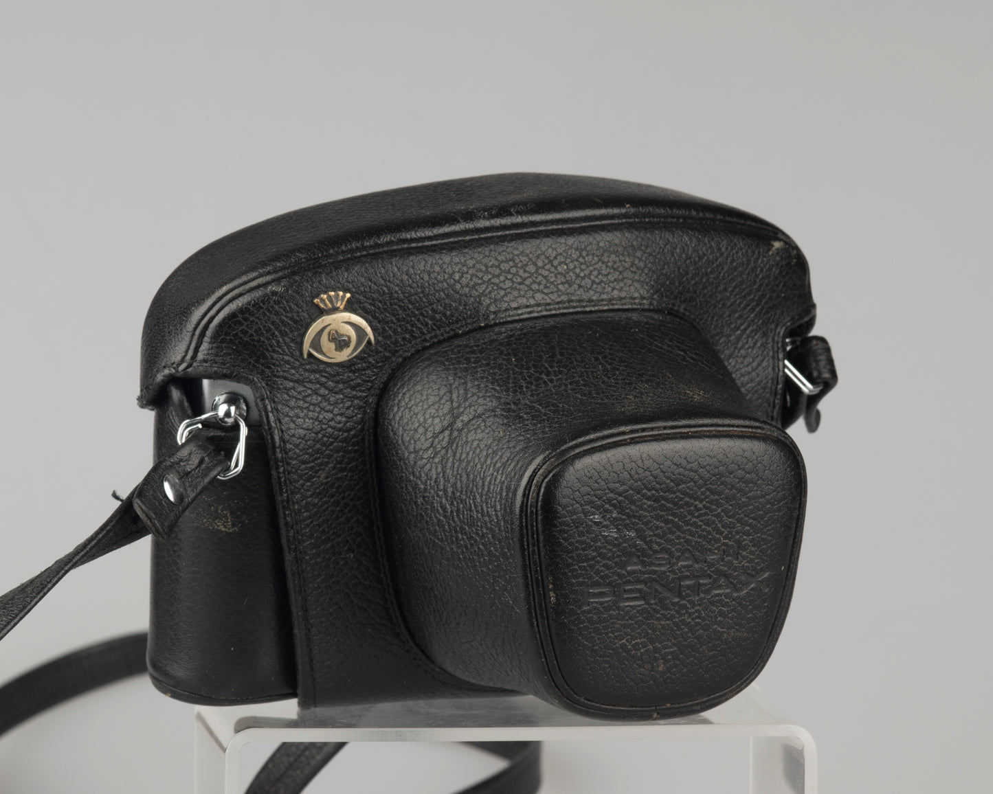 Pentax Spotmatic SP II w/ SMC Takumar 55mm f1.8 lens + leather case // modified for modern batteries