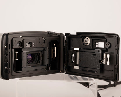 Pentax Espio 95WR 35mm camera w/ original case (serial 5690718)