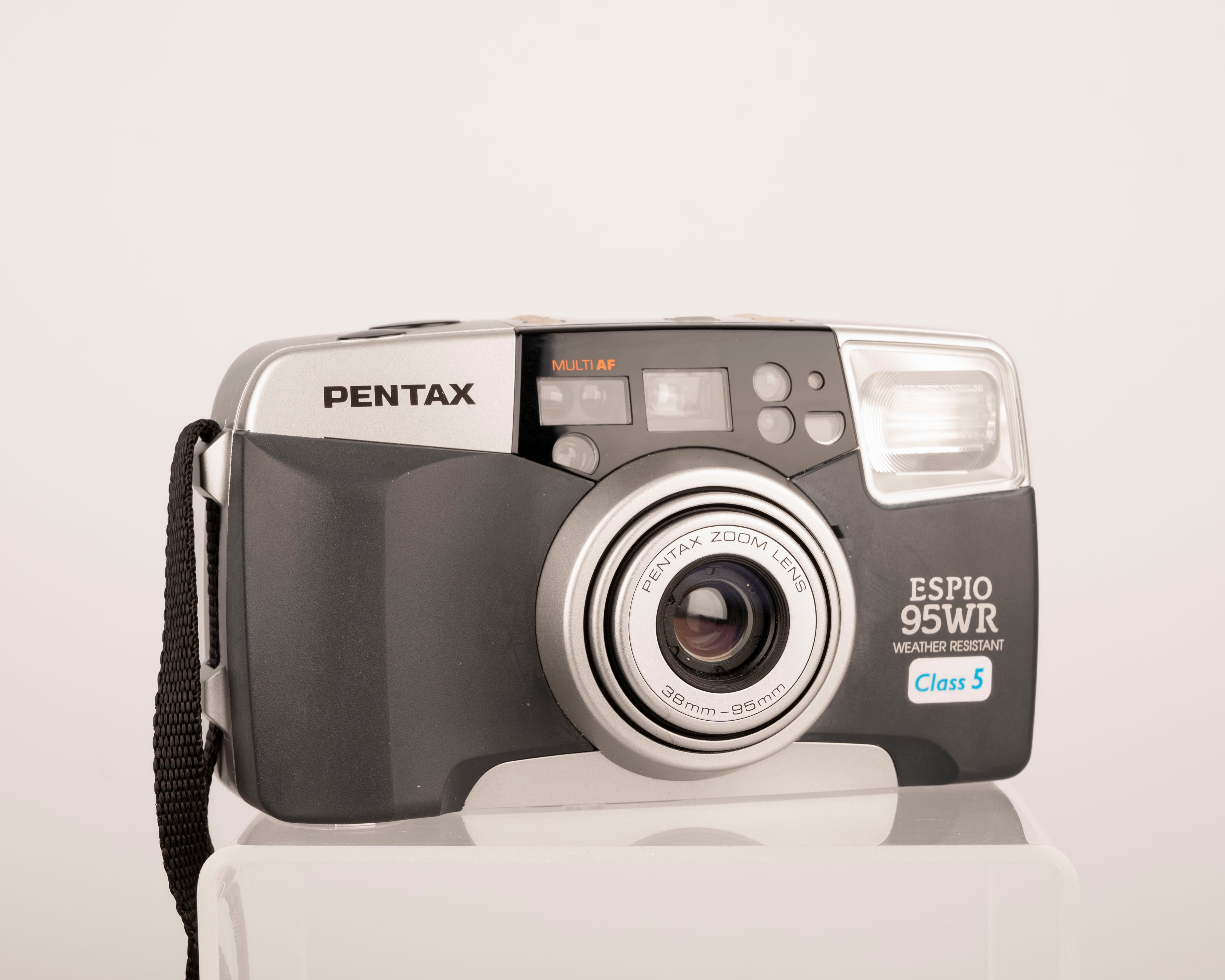Pentax Espio 95WR 35mm camera w/ original case (serial 5690718