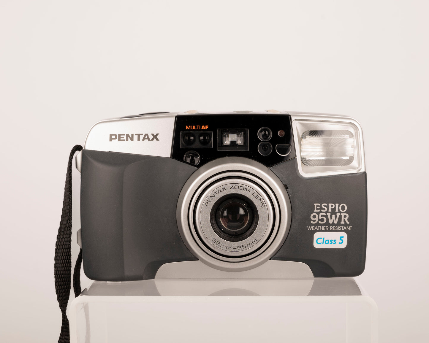 Pentax Espio 95WR 35mm camera w/ original case (serial 5690718)
